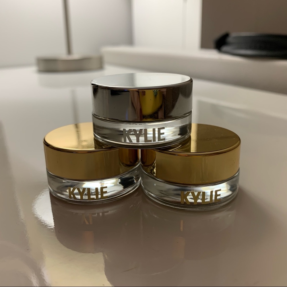 Kylie Cosmetics Creme Eyeshadows 🍀🌸💫